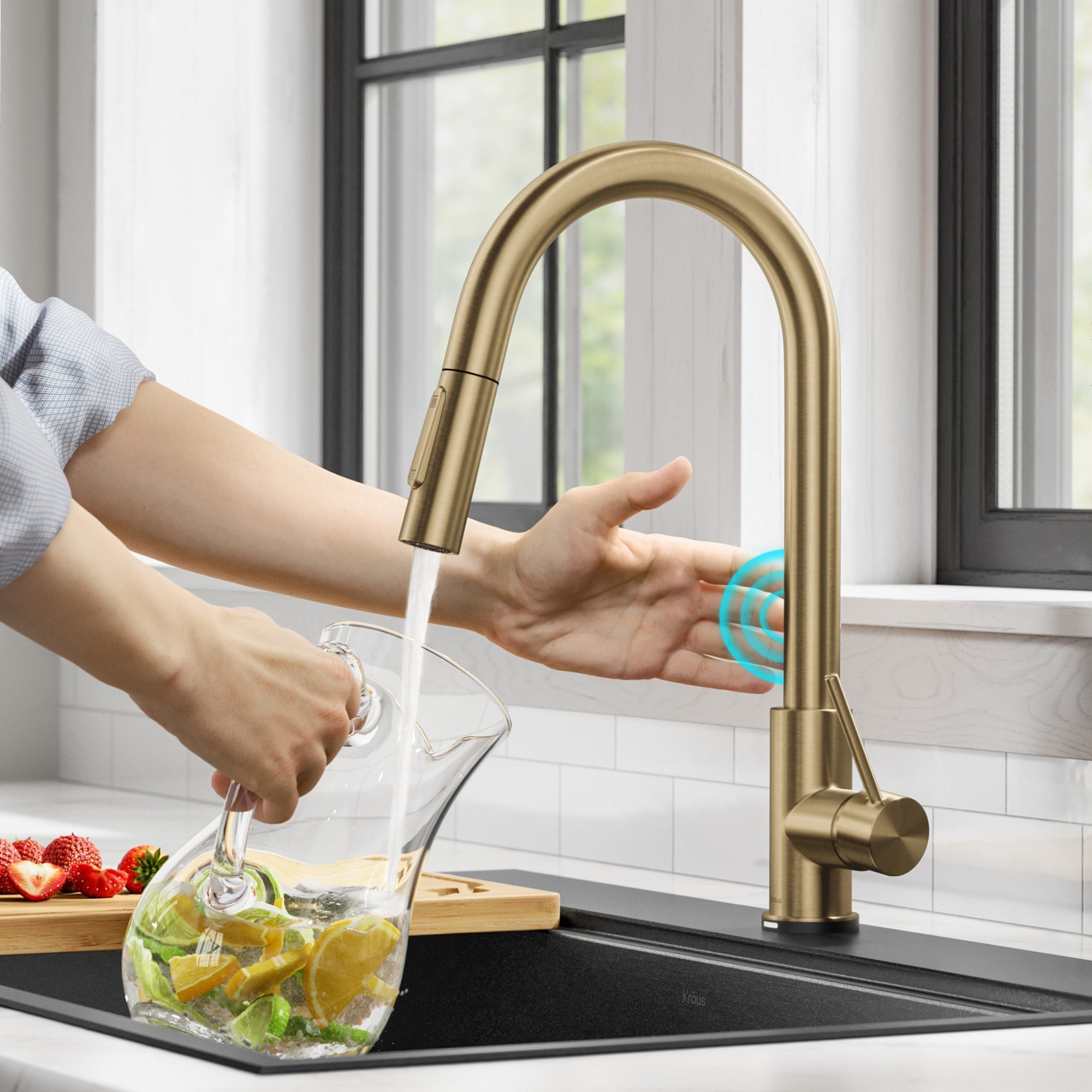 Contemporary Single-Handle Touch Kitchen Sink Faucet with Pull down Sprayer